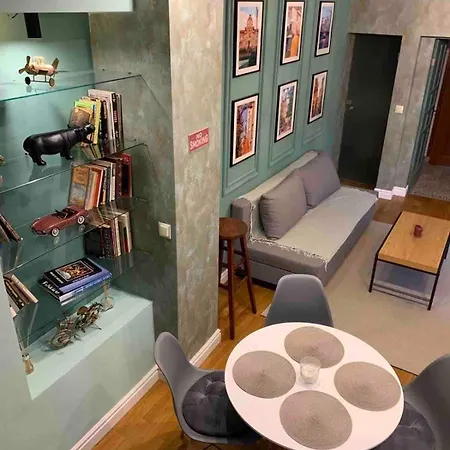Cozy Townhouse In The Heart Of * София