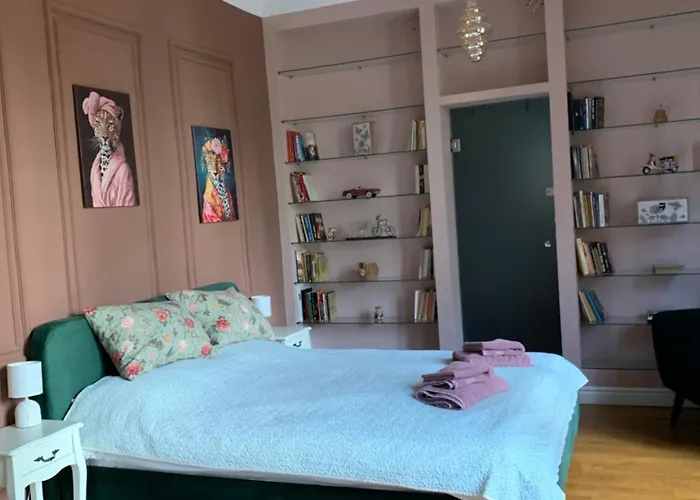 Cozy Townhouse In The Heart Of Lejlighed *