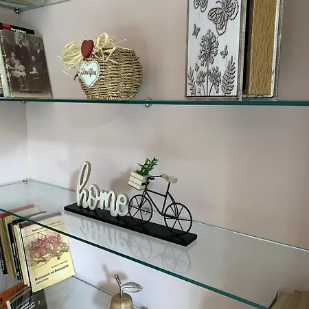 Cozy Townhouse In The Heart Of アパート *